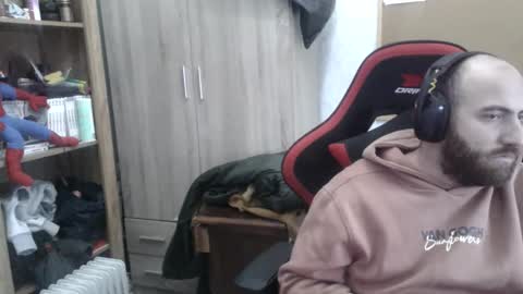 alejo online show from 12-21-25, 02:02