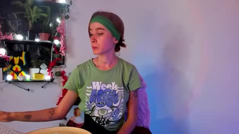 Megaan Castillo online show from 09-12-25, 05:24
