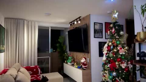   online show from 01-11-26, 01:43