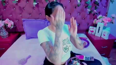 MorganHarper online show from 01-17-26, 03:33