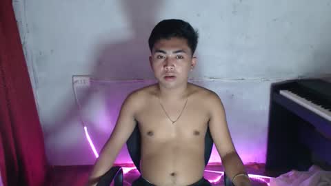 Loo online show from 09-23-25, 06:27