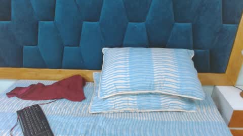 morrigan_luxus online show from 03-07-25, 04:22