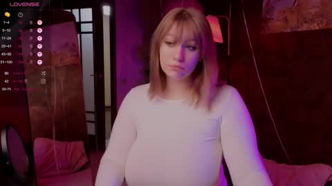 Snapshot of morvelyn chatting on 10-22-25, 05:02 morvelyn online show from 10-22-25, 05:02