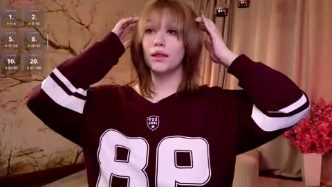 Snapshot of morvelyn chatting on 11-18-25, 04:44 morvelyn online show from 11-18-25, 04:44