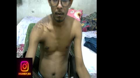 Snapshot of moso999 chatting on 10-19-25, 09:21 moso999 online show from 10-19-25, 09:21