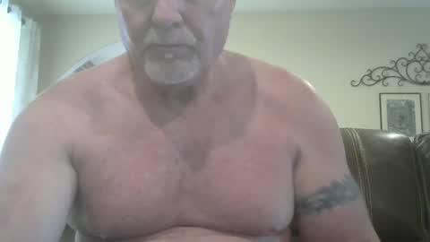 motorguy08 online show from 10-01-25, 09:32