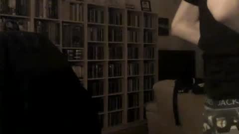 Snapshot of moviem1978 chatting on 01-04-25, 05:47 Frederik online show from 01-04-25, 05:47