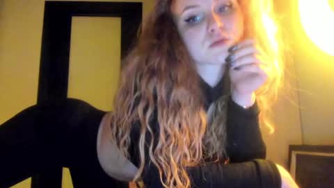 Snapshot of moviestar_ chatting on 12-20-24, 09:50 Eva online show from 12-20-24, 09:50