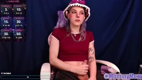 Moxy online show from 02-16-25, 06:43