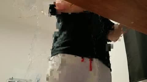 Snapshot of mr10069 chatting on 10-28-25, 05:59 mr10069 online show from 10-28-25, 05:59