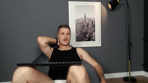 Artur online show from 09-22-25, 07:32