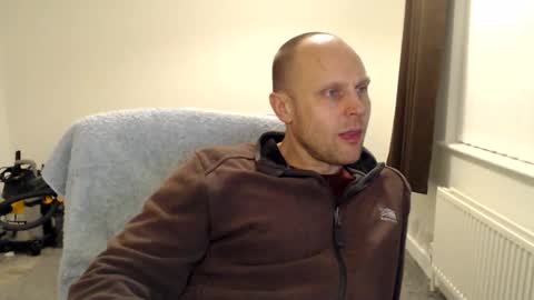 Mr Baldy Likes to Chat online show from 11-06-25, 01:28