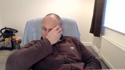 Mr Baldy Likes to Chat online show from 11-14-25, 03:11