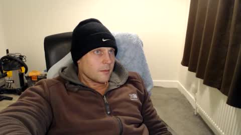 Mr Baldy Likes to Chat online show from 12-03-25, 01:02