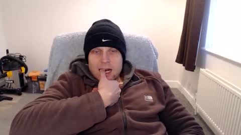 Mr Baldy Likes to Chat online show from 12-03-25, 03:43