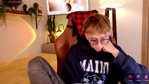 Mr Evans online show from 12-04-25, 04:27