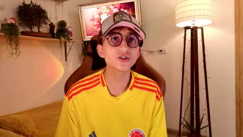 Mr Evans online show from 12-16-25, 05:51