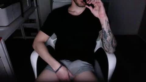 Snapshot of mr_gi89 chatting on 04-09-26, 08:36 mr_gi89 online show from 04-09-26, 08:36