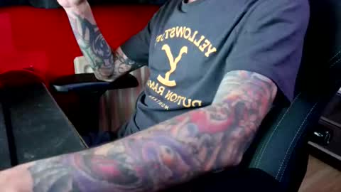 Snapshot of mr_hung_uk38 chatting on 10-01-25, 10:16 mr_hung_uk38 online show from 10-01-25, 10:16