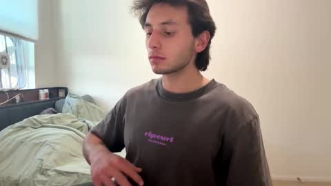 Hunter online show from 02-12-26, 01:11