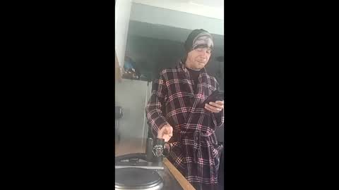 mr_i_ online show from 12-19-25, 11:06