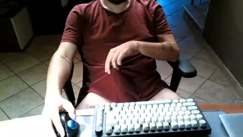 Snapshot of mr_kaa chatting on 09-18-25, 04:31 mr_kaa online show from 09-18-25, 04:31