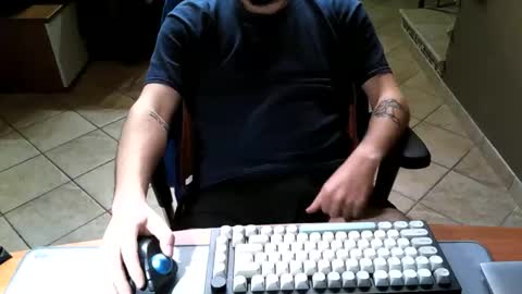 Snapshot of mr_kaa chatting on 12-21-25, 06:26 mr_kaa online show from 12-21-25, 06:26