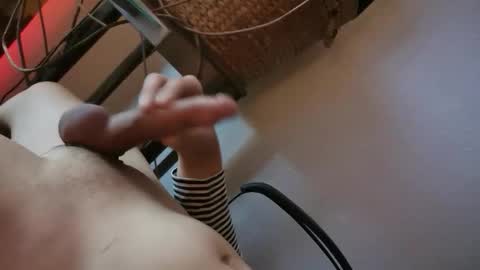 Snapshot of mr_longnight chatting on 10-13-25, 06:41 mr_longnight online show from 10-13-25, 06:41