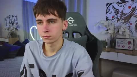 Kris online show from 02-21-25, 06:59