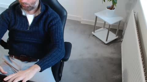 Snapshot of mr_matthew_me chatting on 10-24-25, 07:38 mr_matthew_me online show from 10-24-25, 07:38