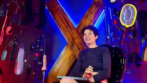 Sadistic online show from 01-15-26, 01:48