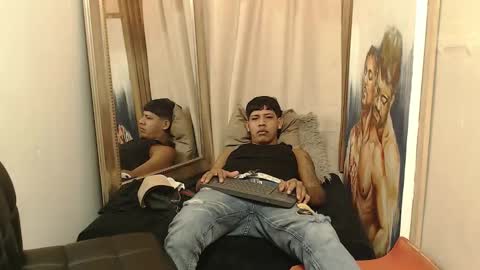 mr_stiven_ online show from 11-12-25, 05:41