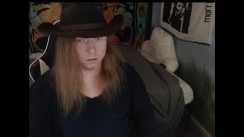 Snapshot of mr_strawberry chatting on 10-13-25, 07:25 mr_strawberry online show from 10-13-25, 07:25