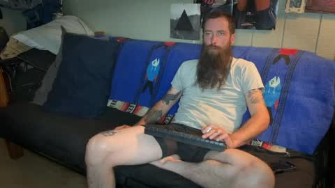 Snapshot of mr_valdor chatting on 03-31-26, 12:23 Valdor online show from 03-31-26, 12:23