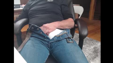 mr_x7333 online show from 10-19-25, 04:46