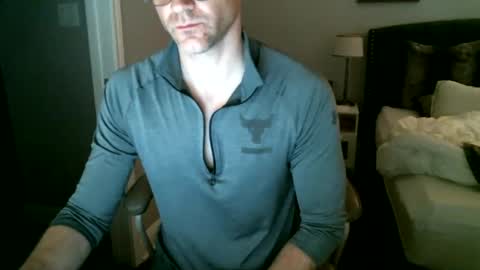 Snapshot of mrasstastix chatting on 12-19-24, 03:08 MrAsstastix online show from 12-19-24, 03:08