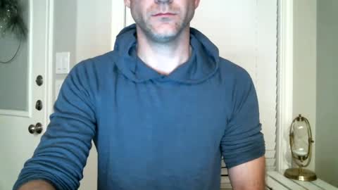 Snapshot of mrasstastix chatting on 01-08-25, 04:44 MrAsstastix online show from 01-08-25, 04:44
