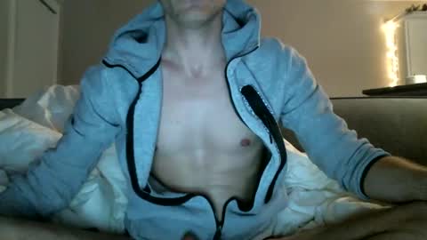 Snapshot of mrasstastix chatting on 01-11-25, 04:48 MrAsstastix online show from 01-11-25, 04:48