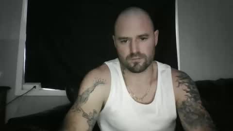 Snapshot of mrbigstik1 chatting on 10-21-25, 10:21 mrbigstik1 online show from 10-21-25, 10:21