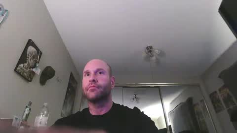 Snapshot of mrbones53 chatting on 09-15-25, 07:19 mrbones53 online show from 09-15-25, 07:19