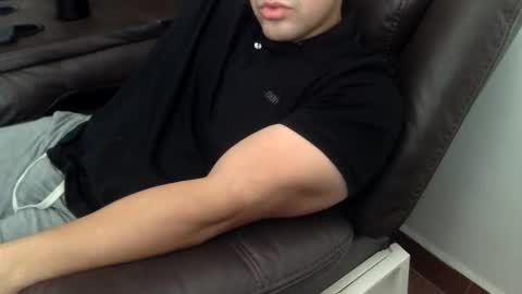 Snapshot of mrbree chatting on 10-23-25, 05:55 Mr Bree online show from 10-23-25, 05:55