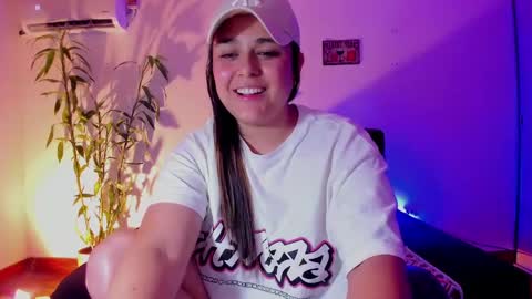 Laura online show from 12-20-24, 06:29