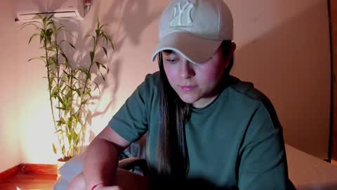 Laura online show from 12-30-24, 03:58