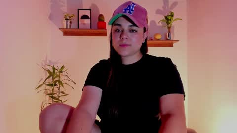 Laura online show from 01-23-25, 05:02