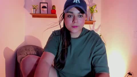 Laura online show from 02-02-25, 04:48