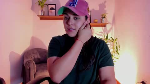 Laura online show from 02-17-25, 02:31