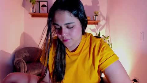 Laura online show from 02-18-25, 08:16