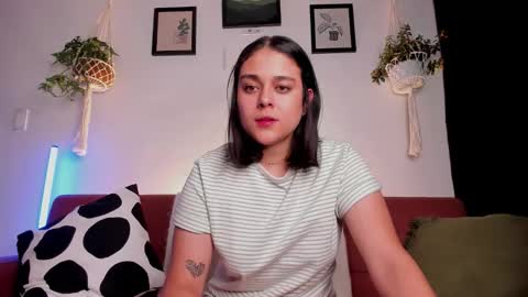 Laura online show from 10-21-25, 03:40