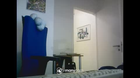 Snapshot of mrduplo1975 chatting on 02-11-26, 06:02 MrJohnsen1975 online show from 02-11-26, 06:02