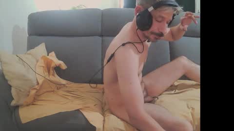 I am Hardy online show from 12-21-24, 01:47